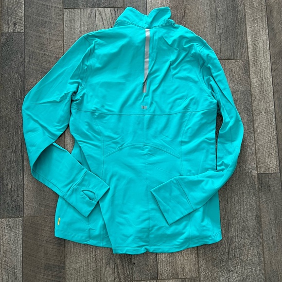 Lucy zip up and matching top - Picture 3 of 11